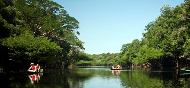 Manaus Tours - Meeting of the water Manaus Tours - Meeting of the water