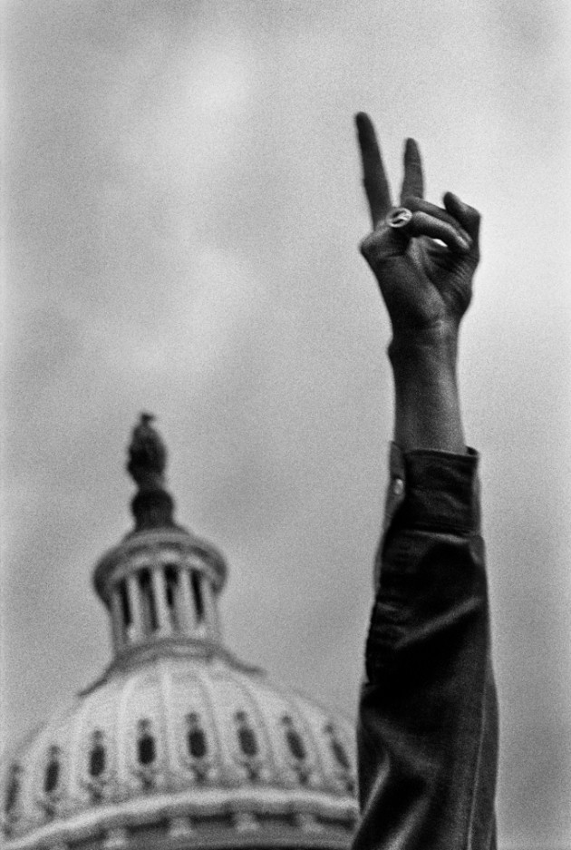 Peace fingers, May Day demonstration, Washington, D.C. © Ken Light.
