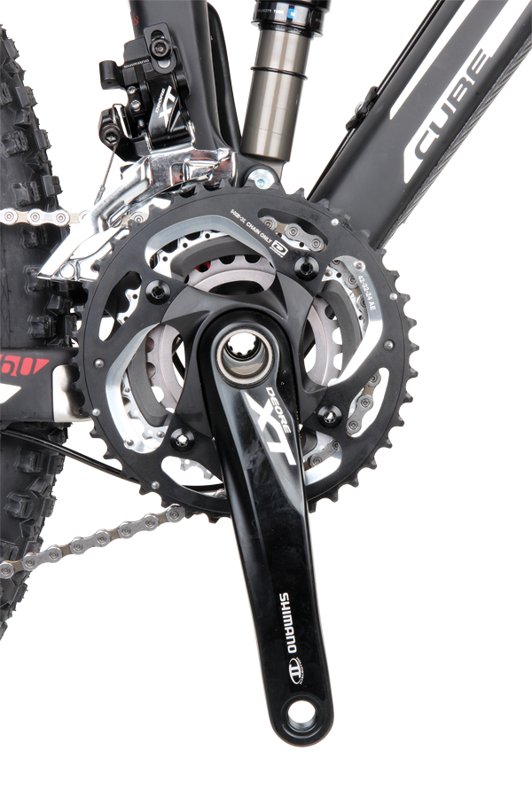 While the triple chainring drivechain will take you just about anywhere, an all-mountain style 24/36/bash guard setup would have been more in keeping with the Stereo’s gravity enduro intentions.