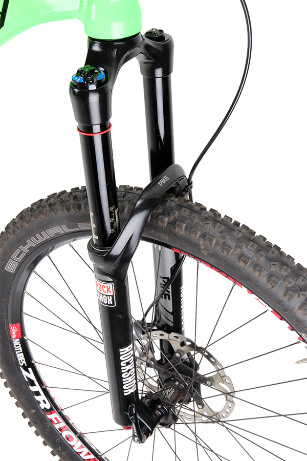 The RockShox Pike is a perfect match for the Warden; it more than holds its own in rough and burly terrain.