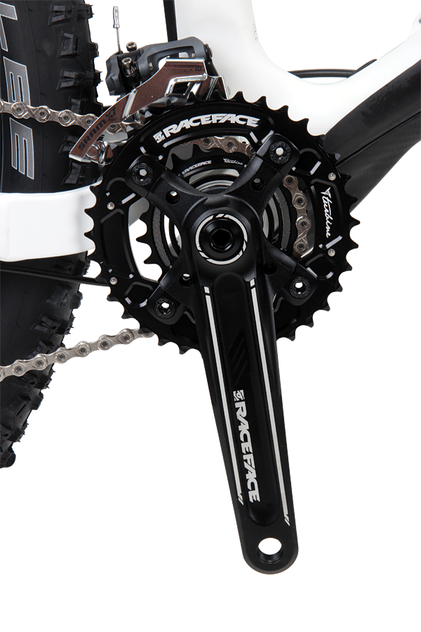 The Raceface 22/36 crankset provides plenty of gear range to take you anywhere—from big mountains to flatter terrain.