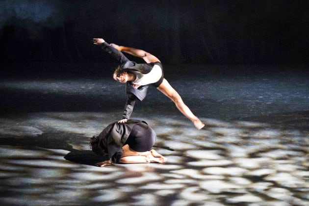 Flipside dancers performing 'Crossing the Line'. Photo by Maylei Hunt.