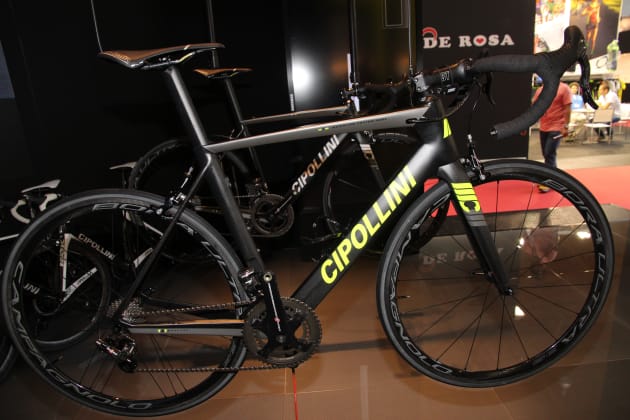 Can you pick which of these two Cipollini road bikes is an ebike?
It’s the one in the background.