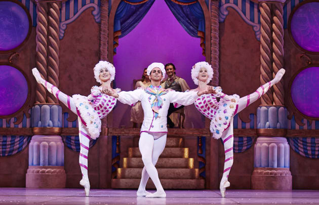 Florence Leroux-Coléno, Alessio Scognamiglio & Brooke Widdison-Jacobs as the Mirlitons. Photo by Sergey Pevnev.