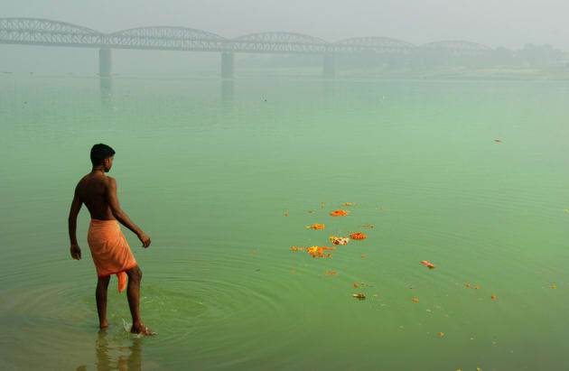 Life on the Ganges by Julian Druce