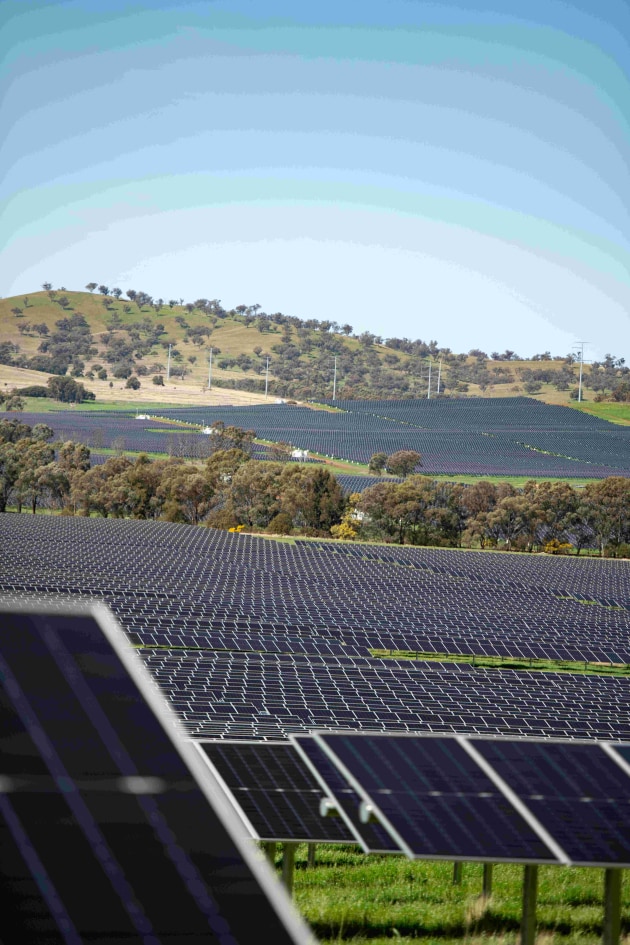 Under the PPA, CCEP will purchase a percentage of renewable energy and associated Renewable Energy Credits (RECs) from the newly built Wellington North Solar Farm, owned by Lightsource bp, located north-east of Wellington and south-east of Dubbo in the Orana region of New South Wales. (Image: Coca-Cola Europacific Partners)