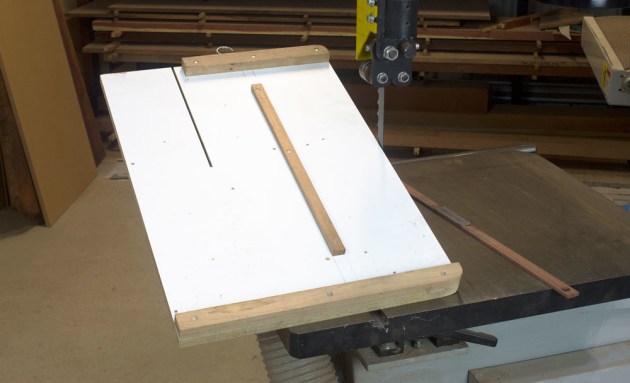 01.bandsaw-blade-sharpening-jig.jpg