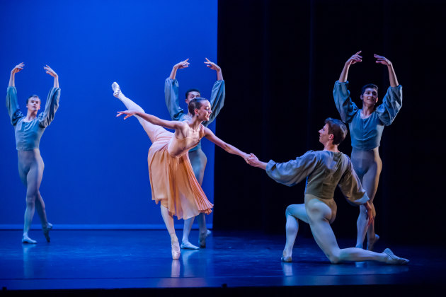 Emma-Rose Barrowclough and Jack Whiter and NZSD students in 'Allegro Brilliante'. Photo Stephen A'Court.