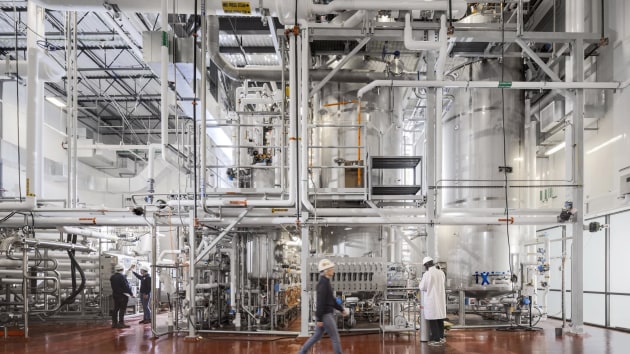 From startup to scale up to sustained growth, automation can provide end-to-end benefits to food and beverage manufacturers. (Source: Rockwell Automation)