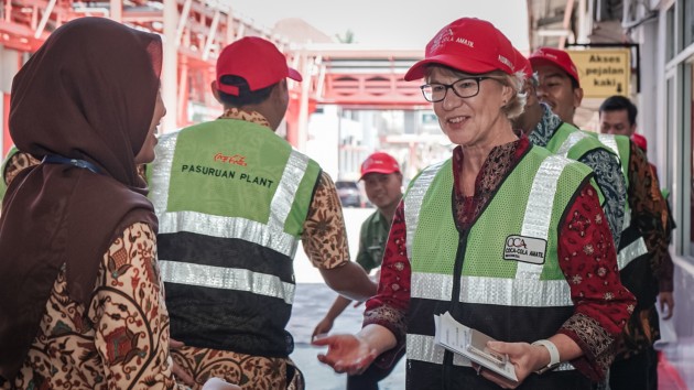 Group Managing Director Alison Watkins at the inauguration of the Affordable Single Serve Pack (ASSP) line at Coca-Cola Amatil Indonesia's Pasuruan plant.