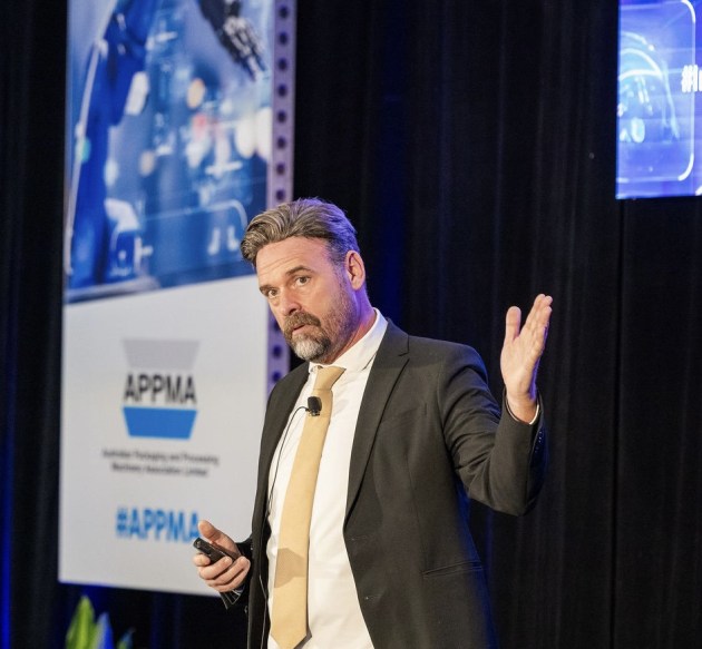 Keynote speaker: Henrik von Scheel, Industry 4.0 Originator | Strategist + Future Strategic Intelligence