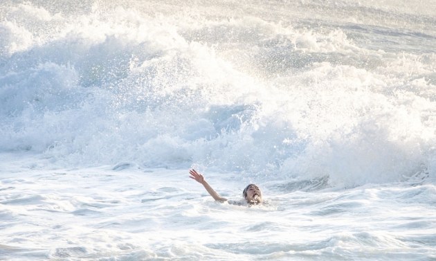 Image © Jenny Evans, from her series “Life Saver”, for Getty Images and the Daily Telegraph. Winner of the 2018 Walkley for News Photography.