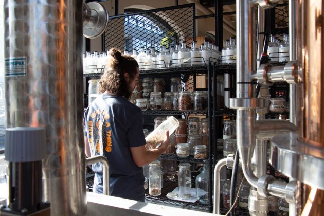 Creating NoLo gin relies heavily on herbs and botanicals. (Image source: Craft & Co)