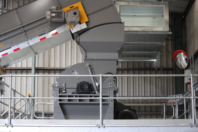 Depackager delivers waste cuts for Woolies. 
Source: Veolia