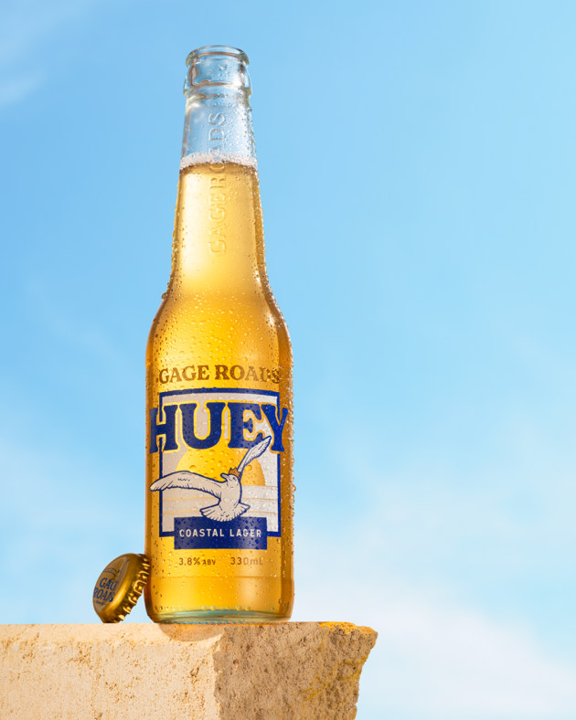 Gage Roads Brew Co is celebrating its 20th anniversary with the launch of a new beer – Huey Coastal Lager.
Source: Gage Roads