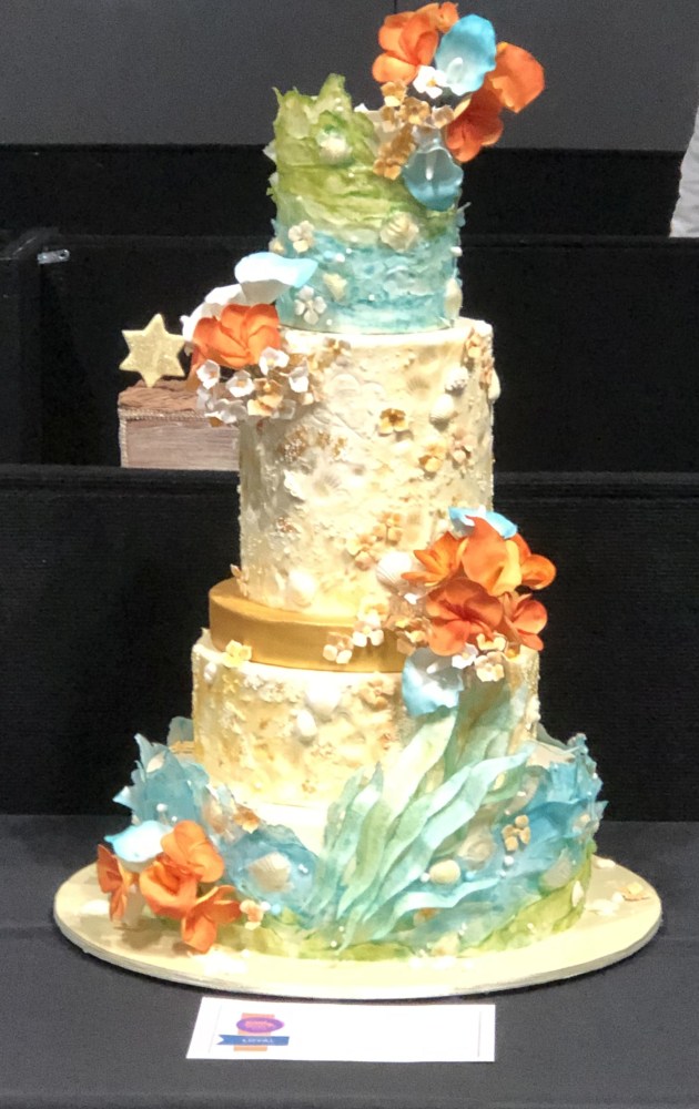 The show also featured cake decorating competitions and demonstrations.