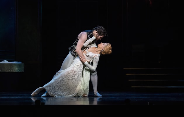 Principal artist Yanela Pinera and soloist Alexander Idaszak.
Photo: DAVID KELLY