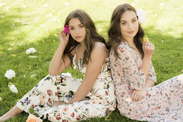 MacKenzie (left) and Maddie Ziegler.