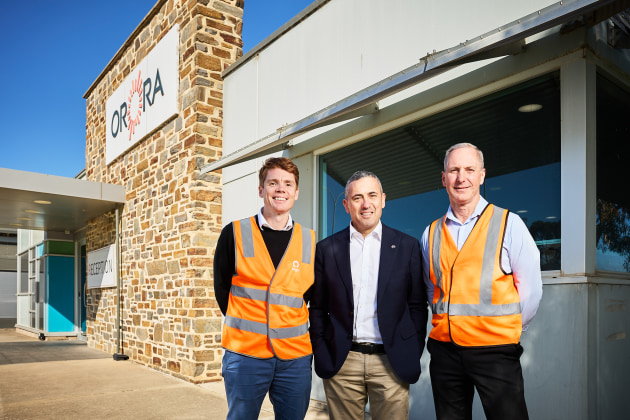 (l-r) Origin's James Magill, SA premier Peter Malinauskas, and Orora's Greg Savage.