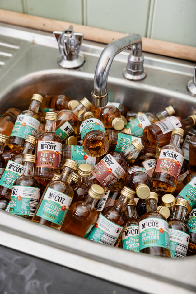 Real McCoy debuts with two distinctive flavour expressions, available in both 700mL and 50mL formats to suit retail and on-premise needs.
Source: Vok Beverages