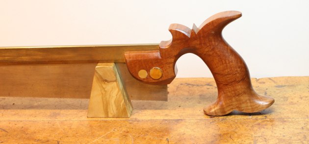 rock-oak-saw-handle.jpg