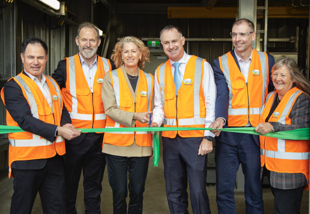 Fonterra officially opened the first electrode boiler at its Edendale site on 7 May. Pictured L-R are Fonterra Lower South Island general manager operations Andrew Johns, NZ director manufacturing Chris Kane, COO Anna Palairet, NZ Minister for Climate Change and Energy Simon Watts, Southland Mayor Rob Scott, and NZ Minister of the Environment Penny Simmonds.
Source: Fonterra