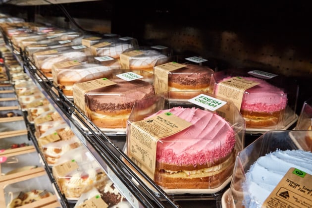 PIDA 2019 Finalist: Woolworths, for replacing plastic trays with pulp based trays nationally into all stores for over 50 of their in-store bakery products.