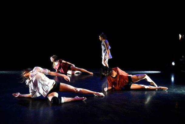 Tiana Lung, Courtney Raftry, Kristina Richmond and Maddie Tratt performing A Memory - Ev+Bow.