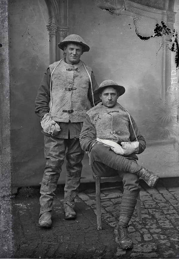 Remember me: the lost diggers of Vignacourt
Two men of the 1st Australian Division, 1916. Photograph by Louis Thuillier
Courtesy Kerry Stokes Collection, the Louis and Antoinette Thuillier Collection
AWM P10550.041