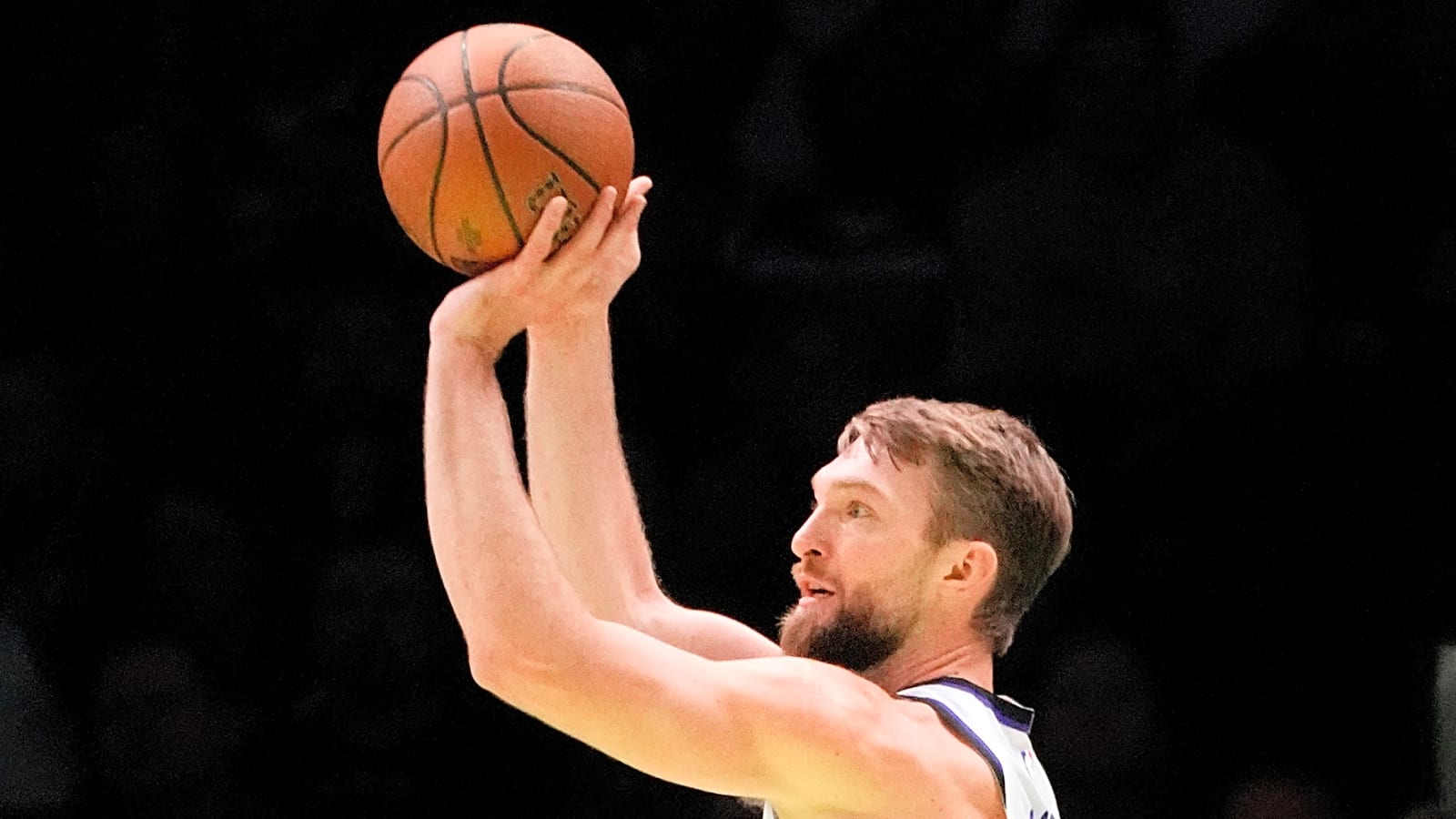 Kings big man out at least three to four weeks with meniscus tear