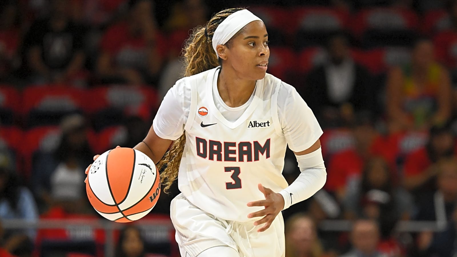 WNBA takeaways: Dream stars shine; Valkyries make big statement