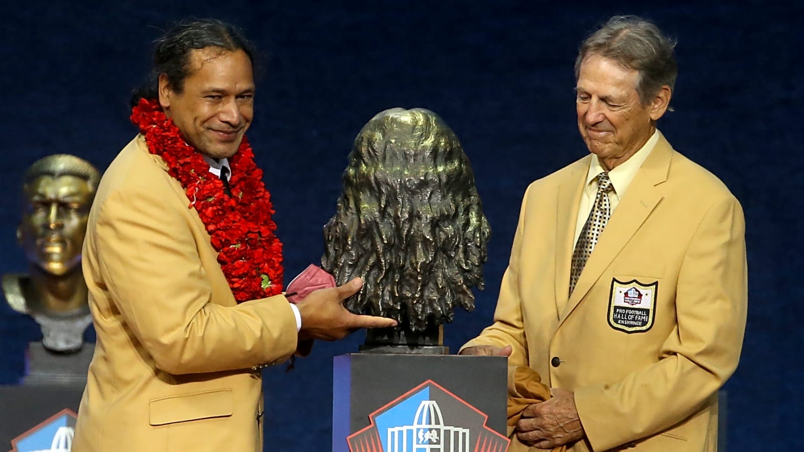 The 'NFL Defensive Player of the Year Award winners' quiz