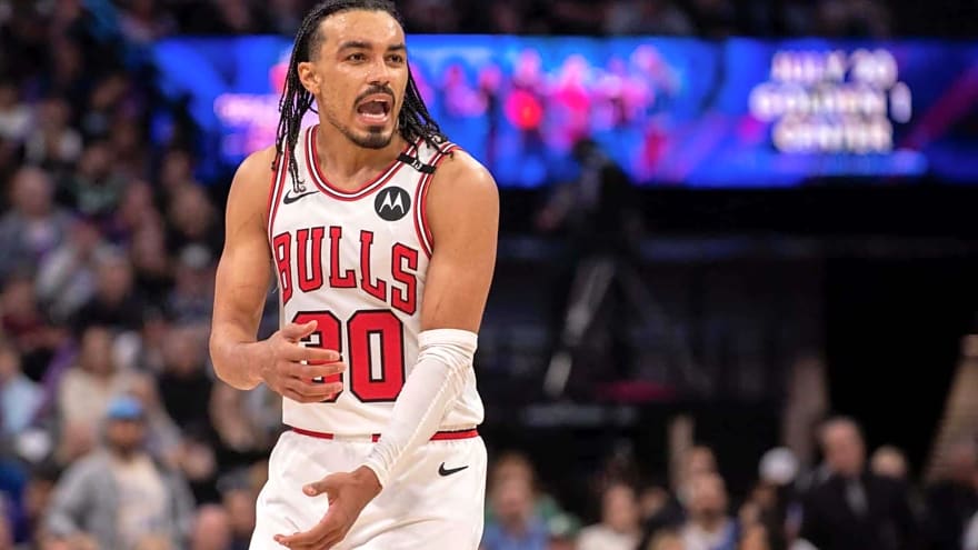 Chicago Bulls Survive a Nail-Biter at the United Center 121-120