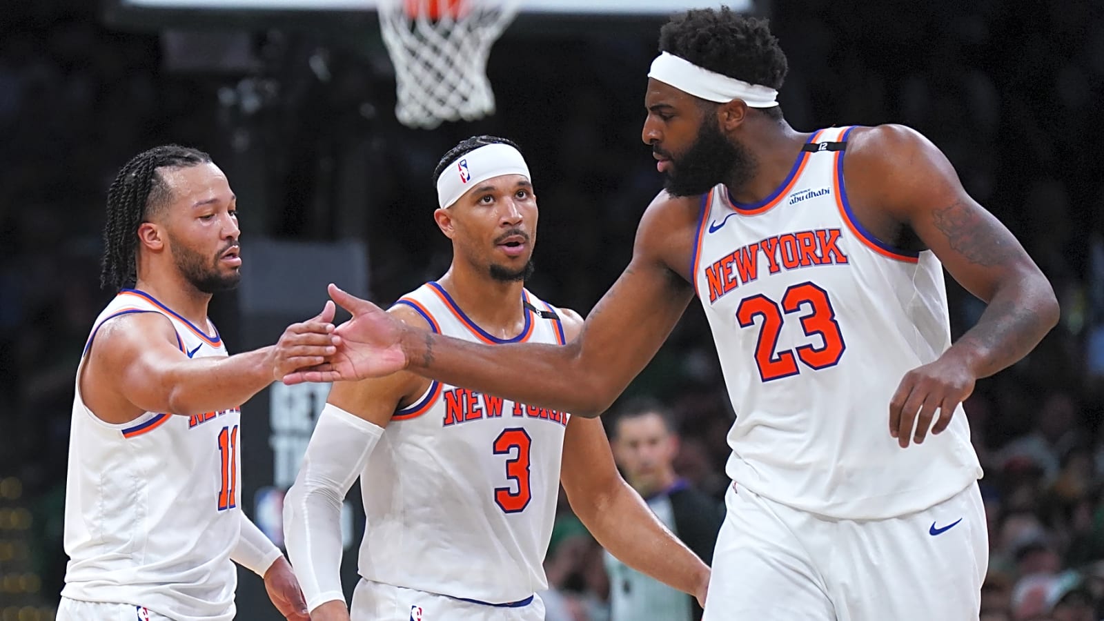 Knicks stun Celtics with comeback victory in Game 2
