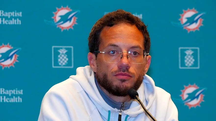 Is momentum building for Mike McDaniel to remain Dolphins HC?
