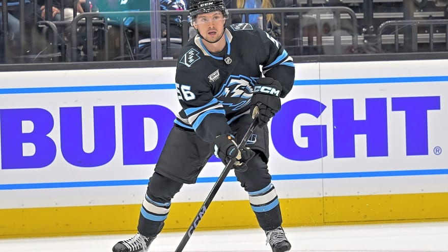 Mammoth sign Kailer Yamamoto to two-year contract extension