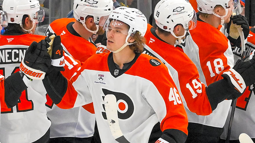 Zegras Leads Flyers to Victory in High-Scoring Affair