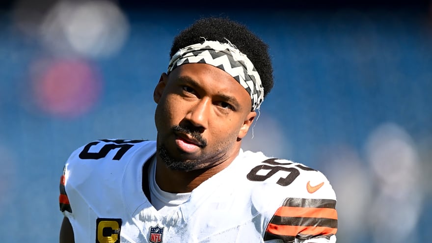 Browns fans get more bad news amid Myles Garrett trade rumors growing louder