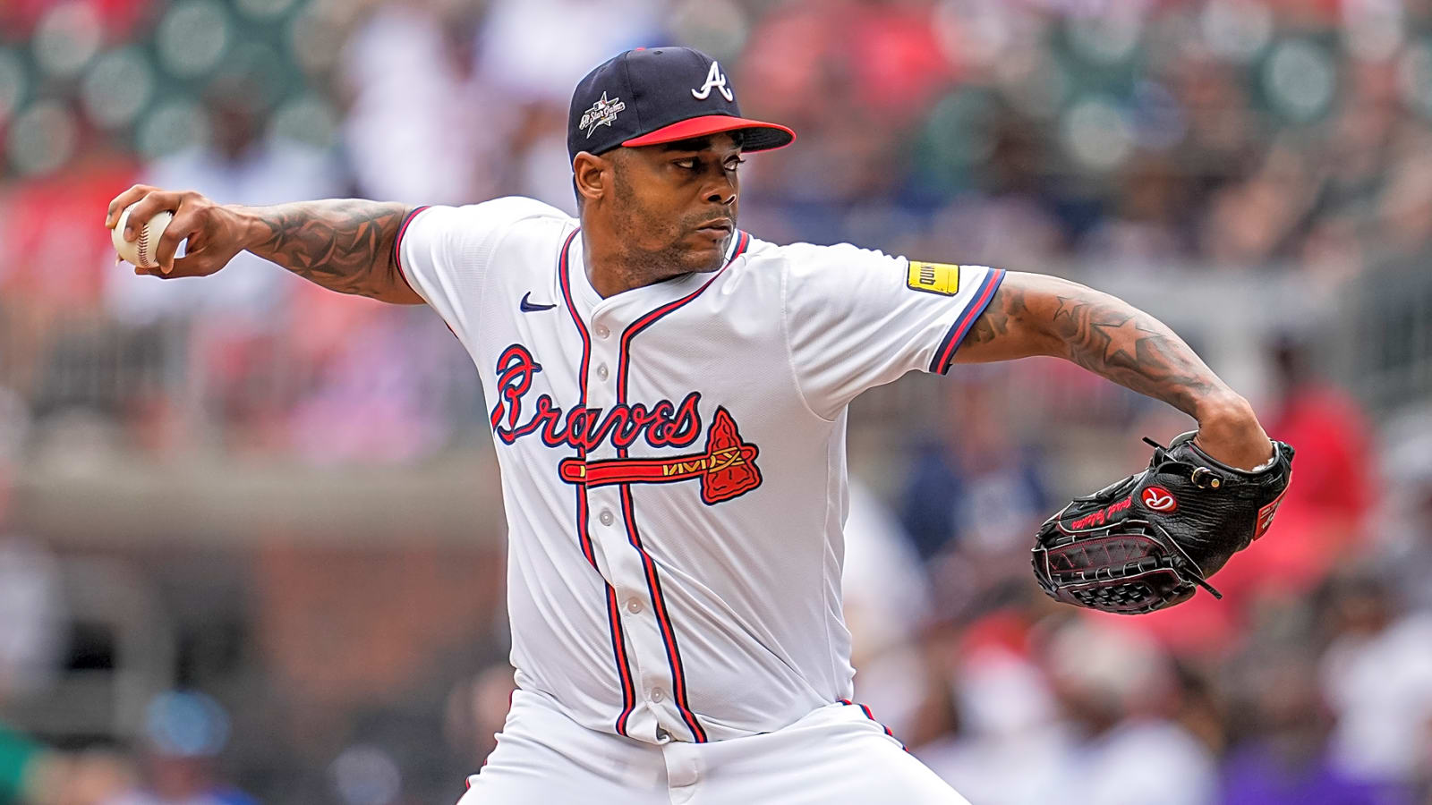 Braves manager discusses Raisel Iglesias, closer role