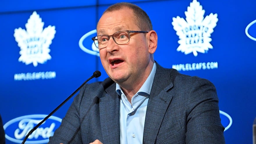 Important trade stalls as Maple Leafs dangle bottom-six forward