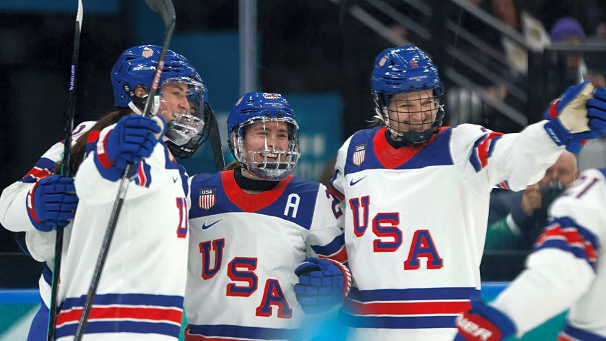 U.S. women's hockey team has historic win over Canada 