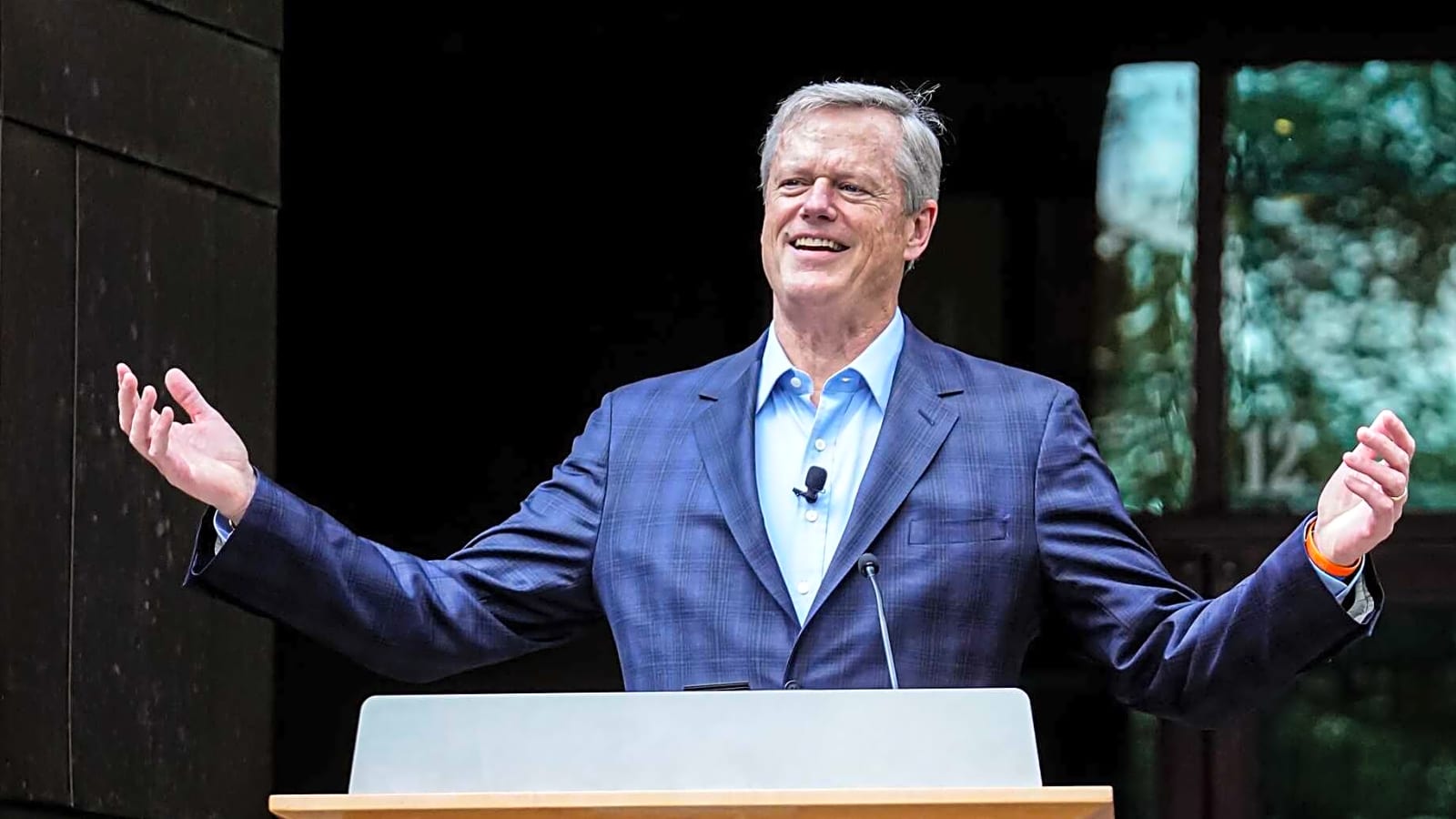 NCAA says players who signed NBA contracts won't be granted eligibility