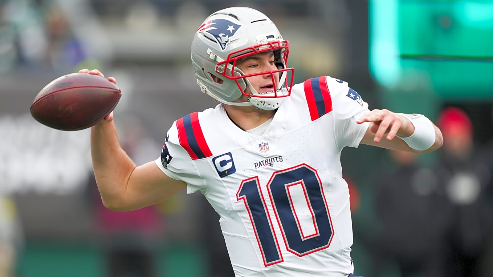 Pats' Maye makes NFL history while also matching franchise icons 