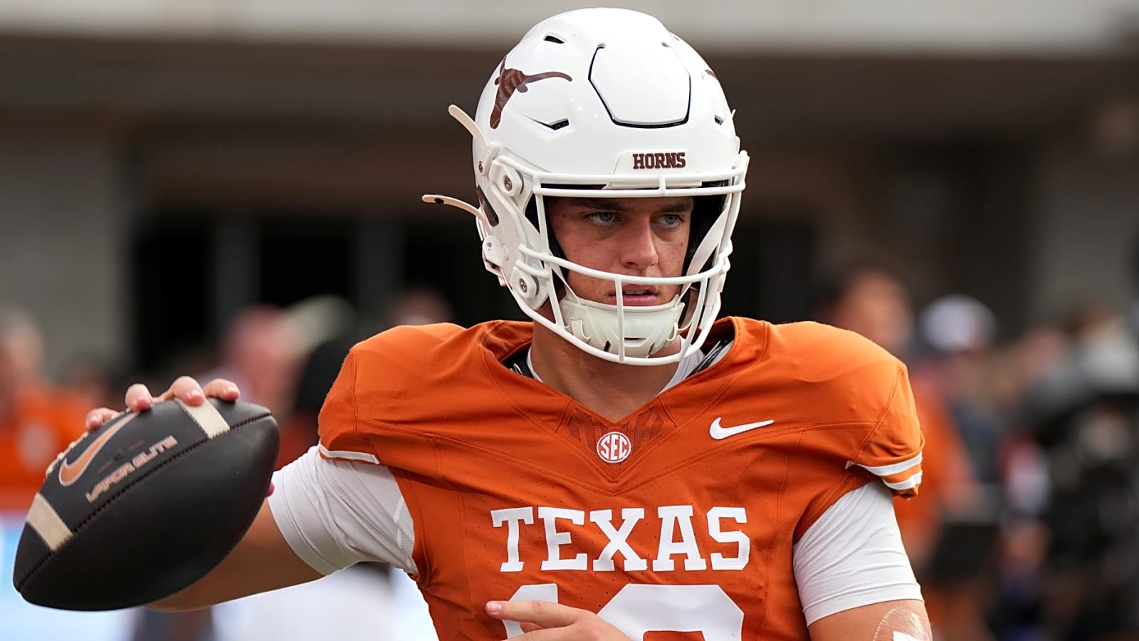 NFL Draft stocks of top QB prospects trending in opposite directions