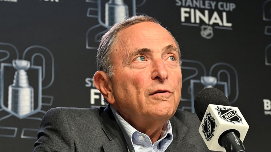 NHL's CBA extension puts league in rare position