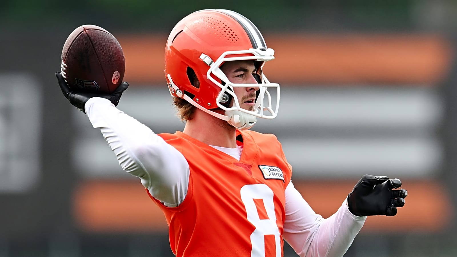Browns abandon four-QB approach by trading Kenny Pickett