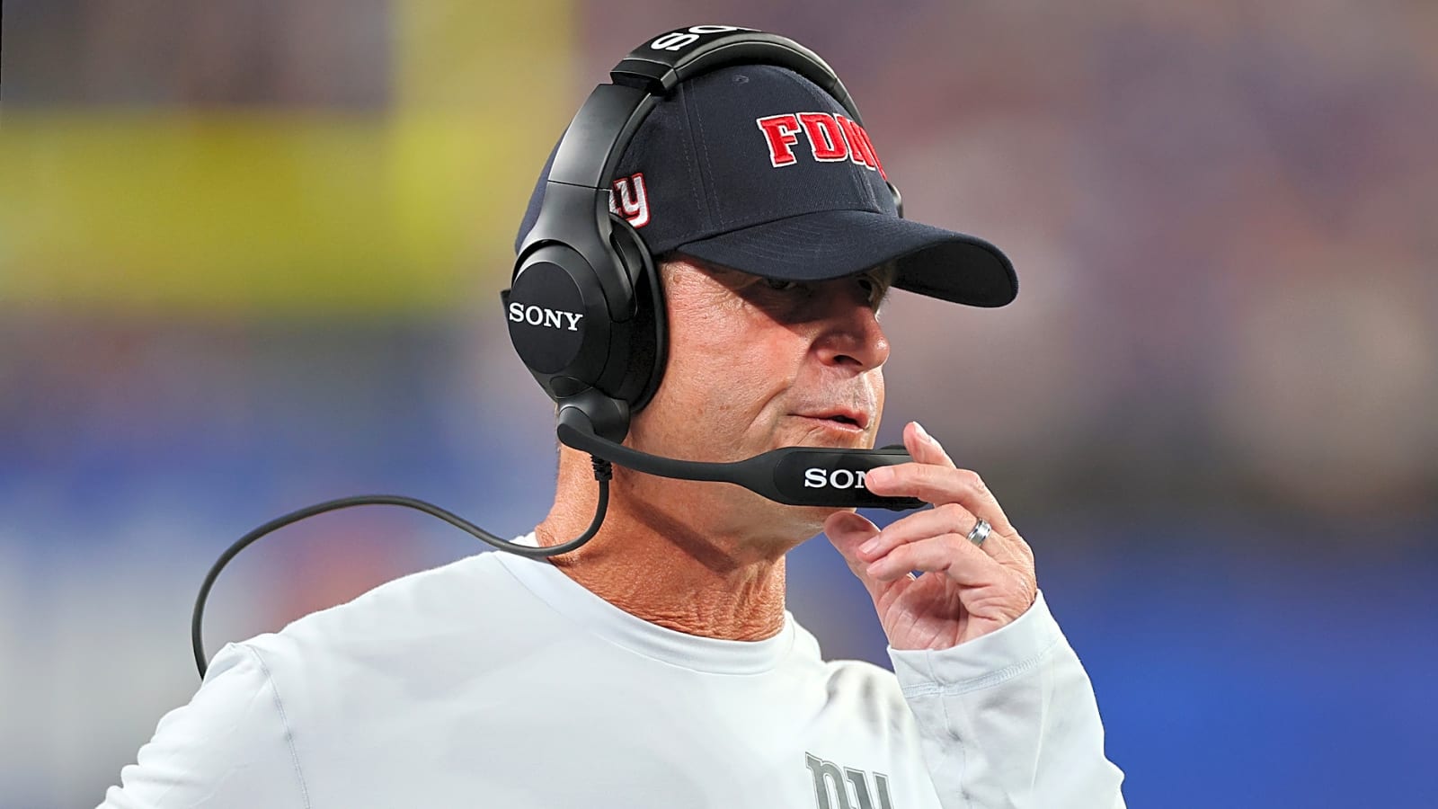 Giants sign insurance QB after season-ending Jaxson Dart injury
