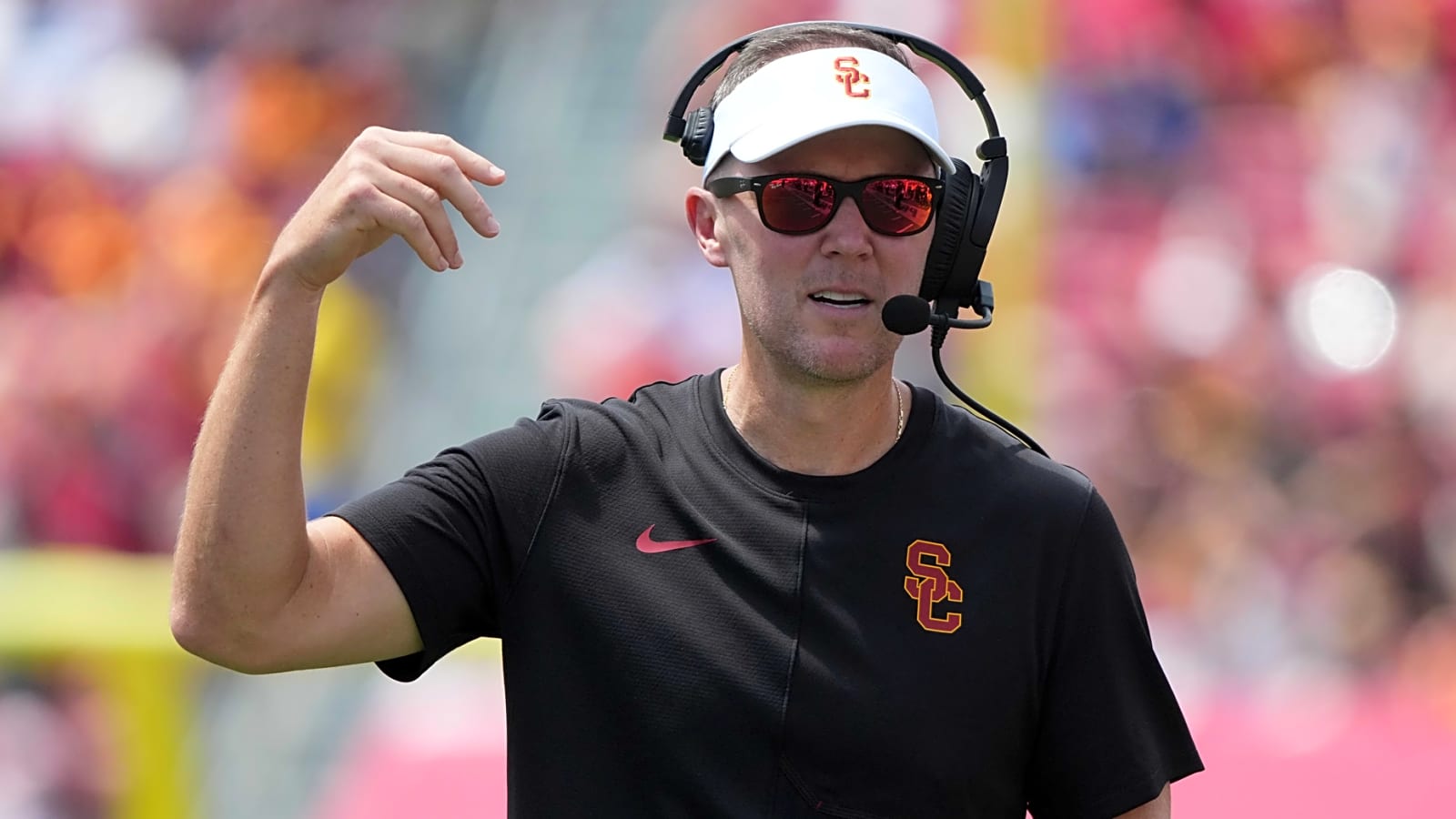 USC's Lincoln Riley could be coaching for his job