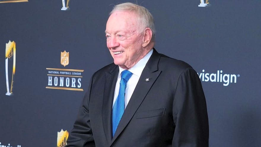 Report: Dallas Cowboys to restructure multiple contracts to fix salary cap issues
