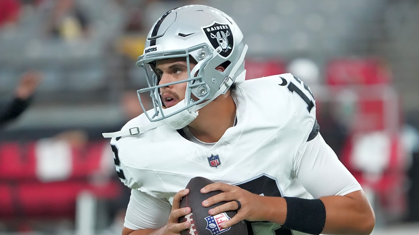 Raiders linked to Pro Bowl QB amid Aidan O'Connell's injury